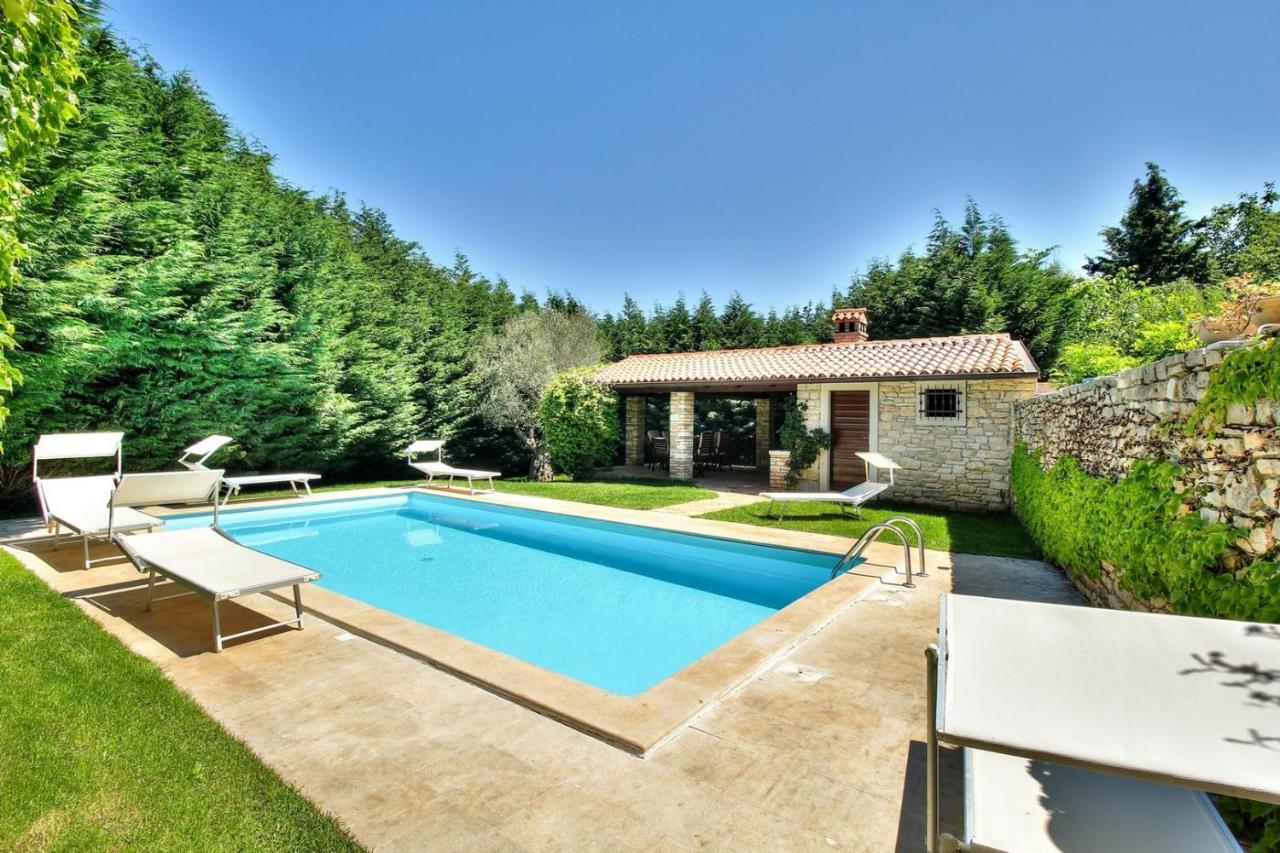 Villa Anthony With 3 Bedroom And Private Pool Near Umag Materada Bagian luar foto